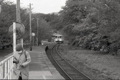 電車が来たようだ…