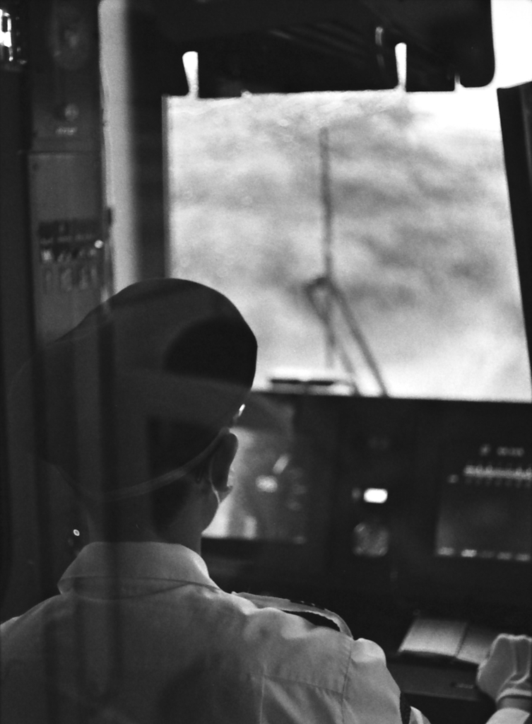 雨の運転手