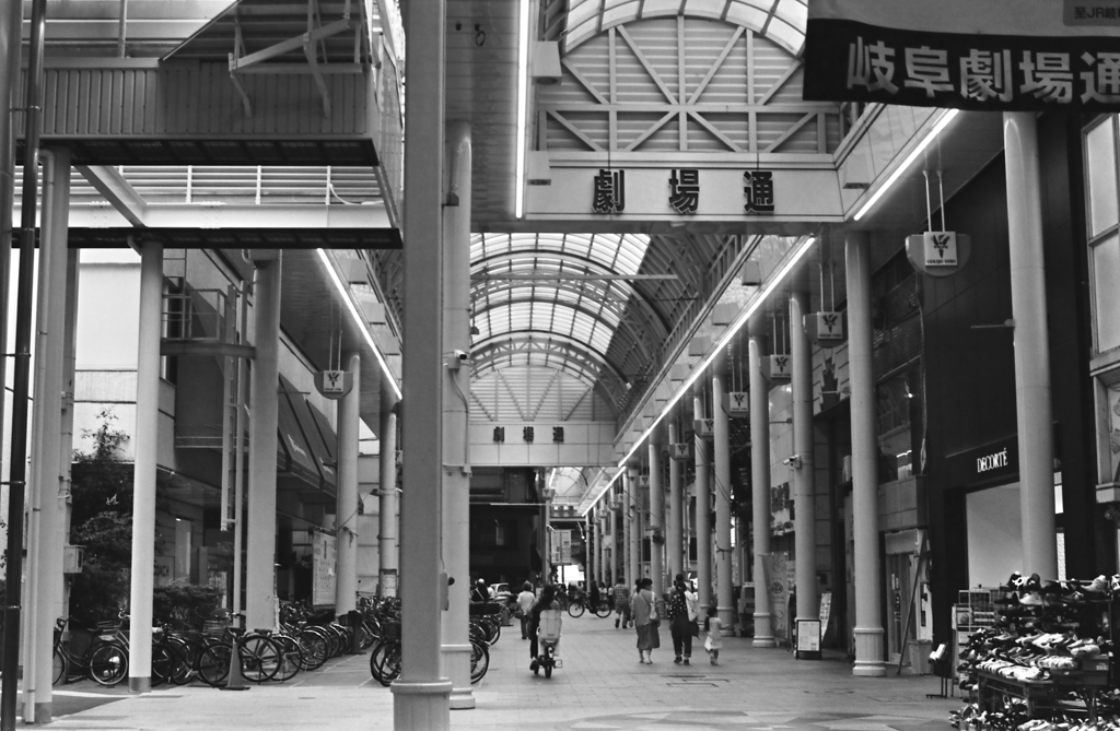 劇場通り商店街