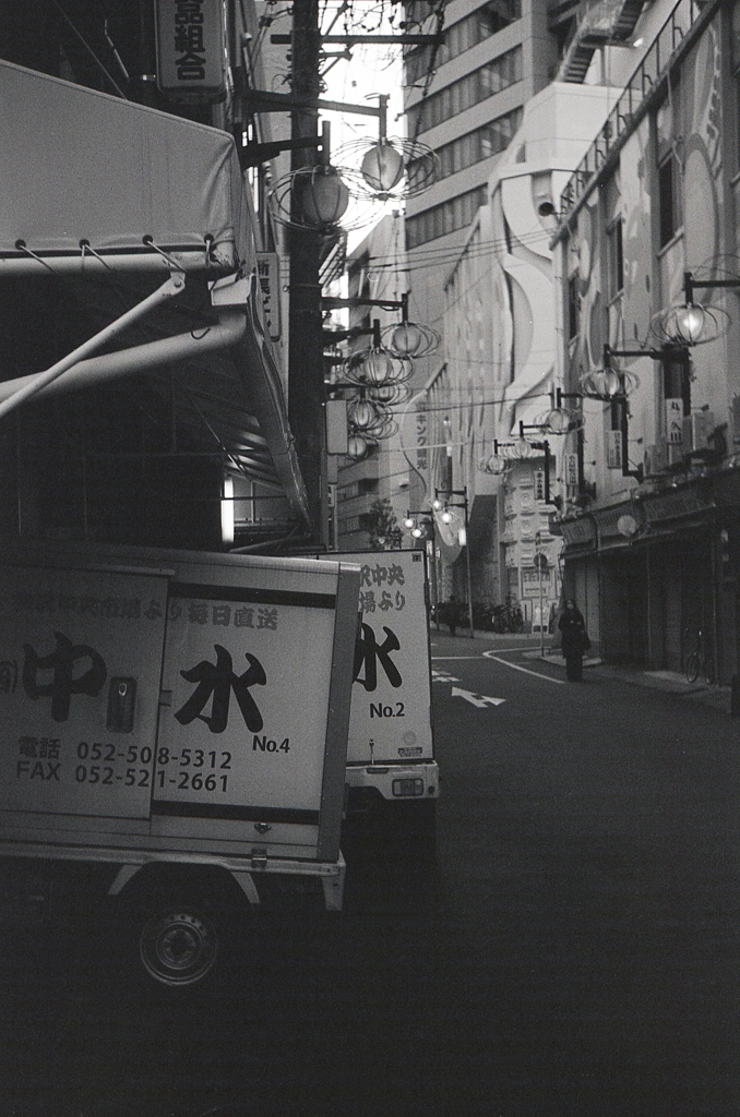 名駅柳橋中央市場Ⅱ