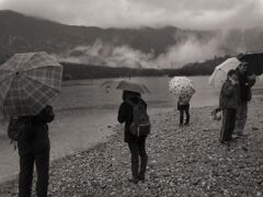 雨の大正池