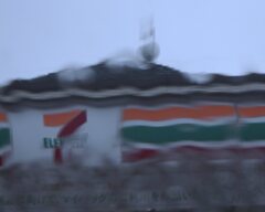 突然の雨と目眩