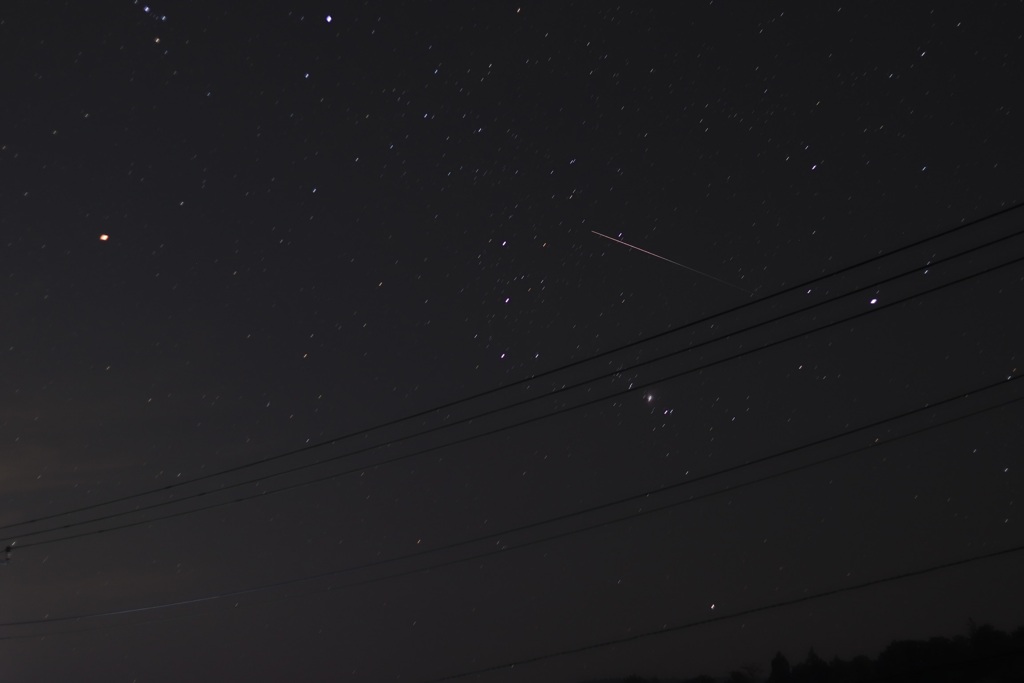 オリオン座と流星