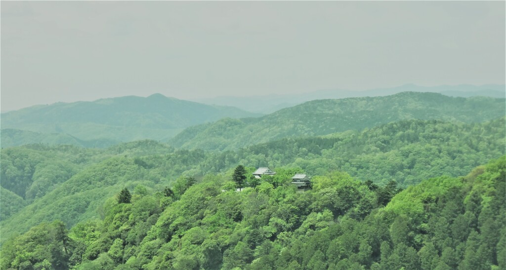 山上の城