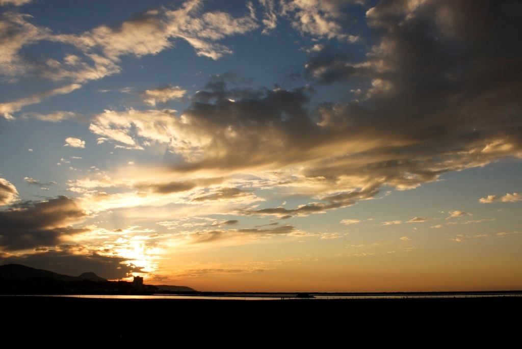 Day dawns