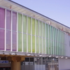 色とりどりの駅舎