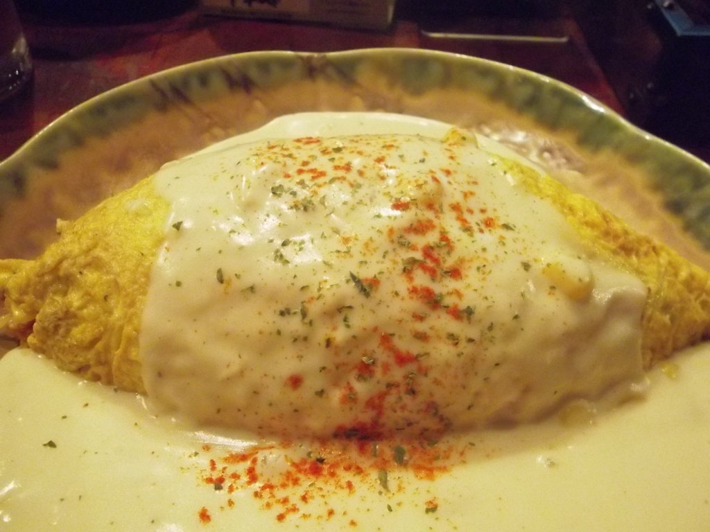 居酒屋さんのクリームソース・オムライス