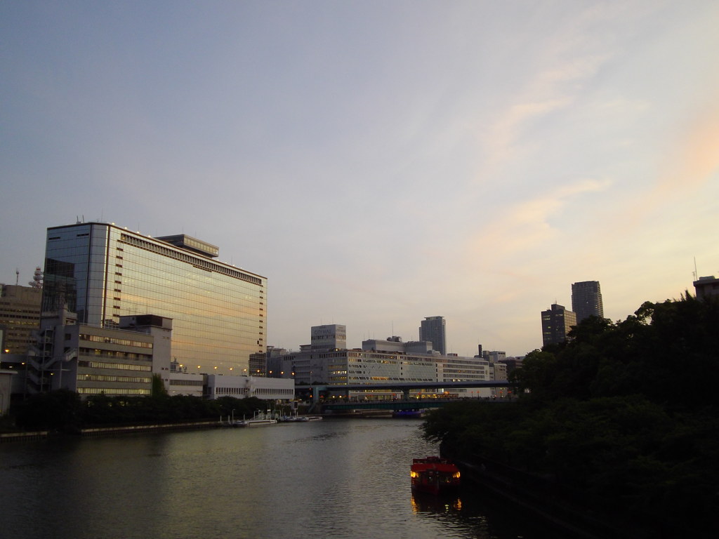 Magic Hour Tenmabashi