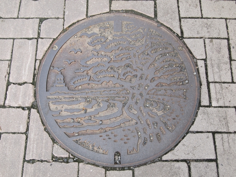 気比の松原のマンホール・アート　
