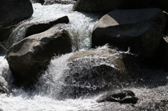 荒ぶる水