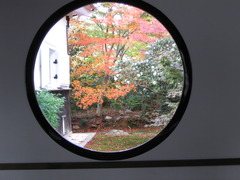 京都源光庵「悟りの窓」