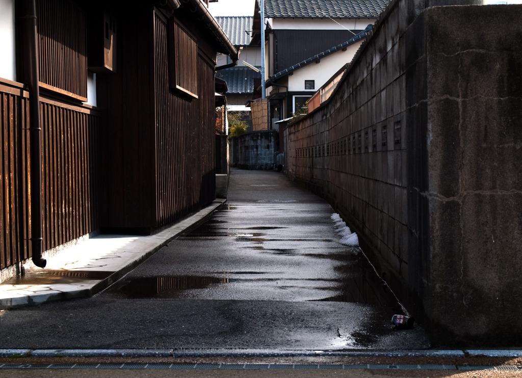 路地に惹かれて