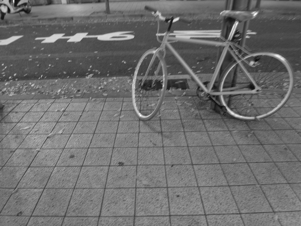 街中の自転車