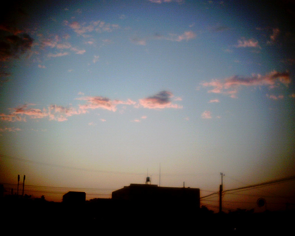 秋の夕焼け雲