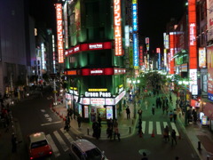 新宿駅新南口付近