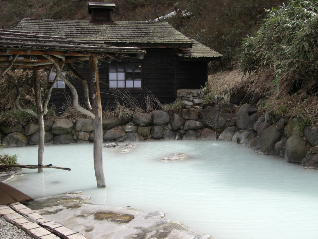 鶴の湯温泉