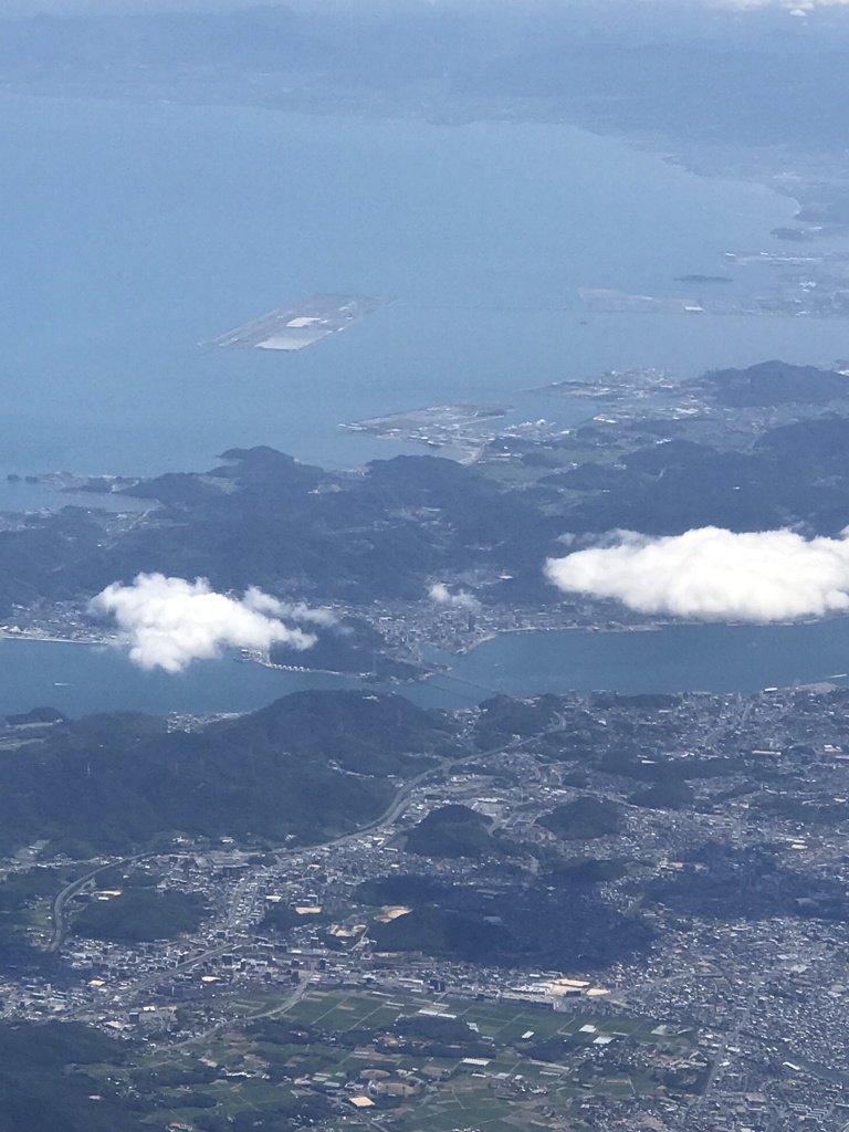 関門橋と北九州空港