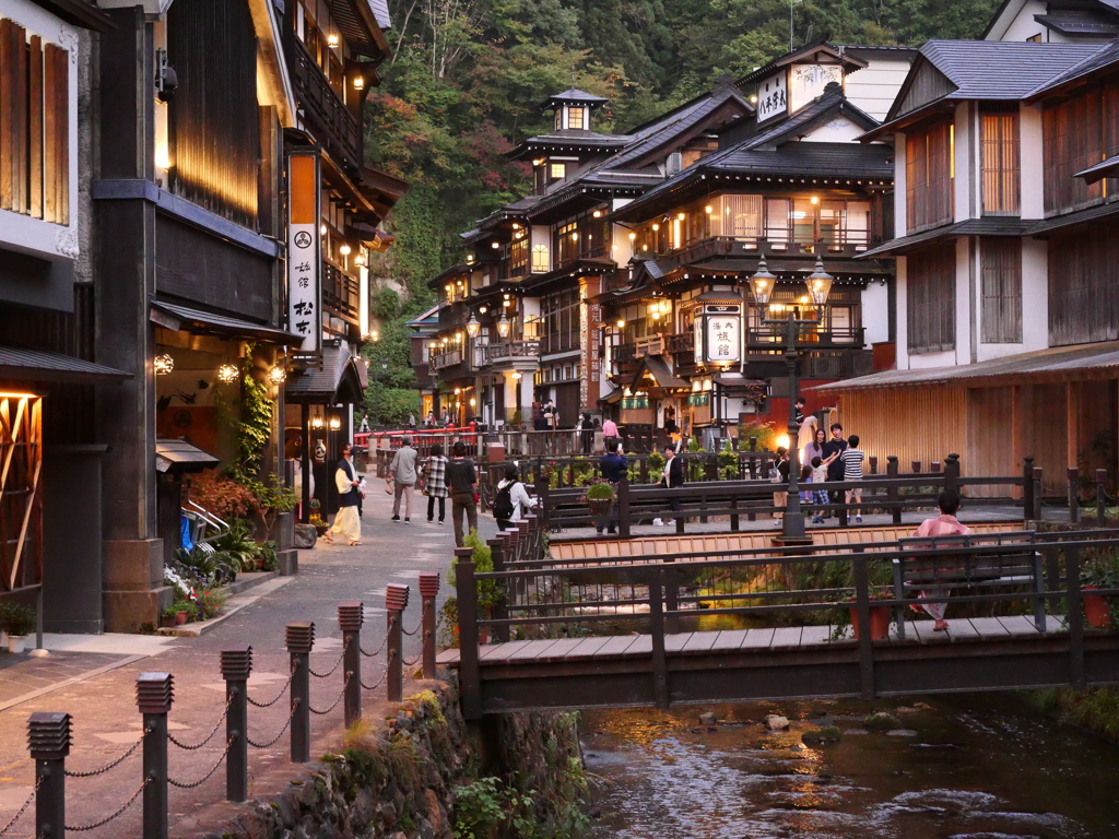 銀山温泉