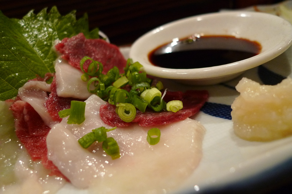 馬刺し