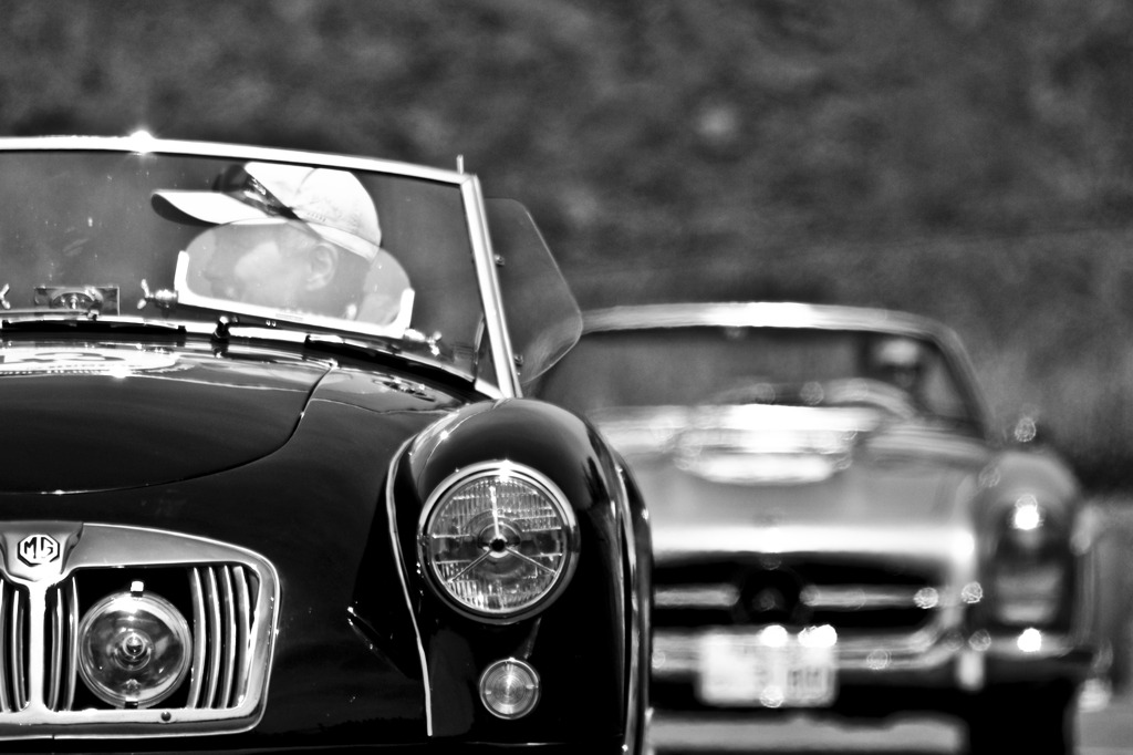 MG MGA ＋ MERCEDES BENZ 300SLS..