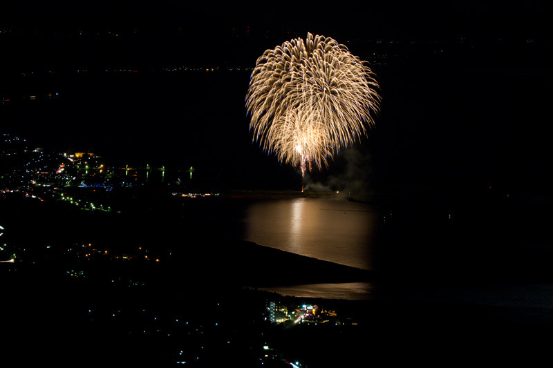 2011寺泊港海上花火大会４