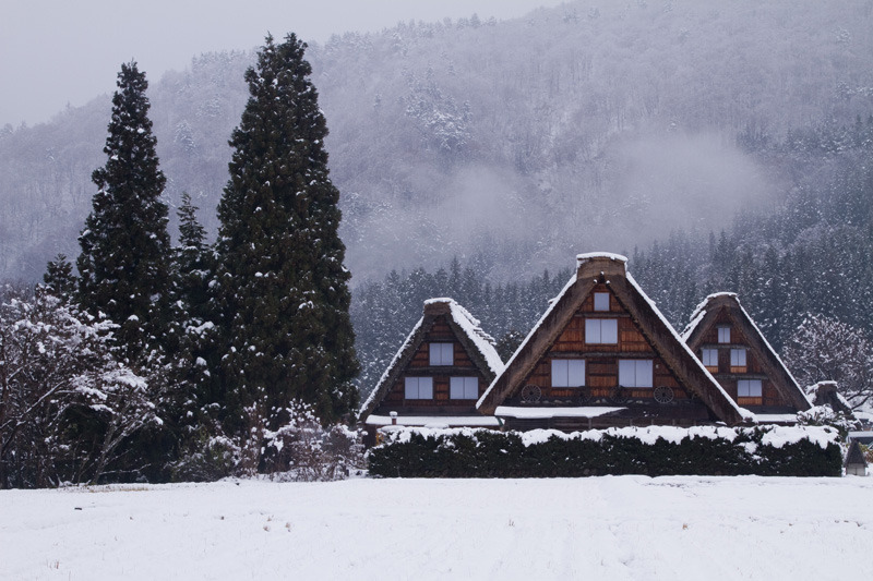 白川郷雪景色