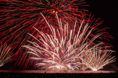 ぎおん柏崎まつり 海の大花火大会 海中大スターマイン！