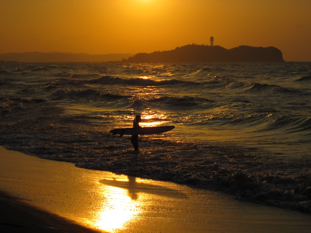 Surfer girl