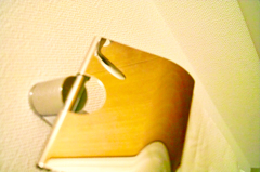 ROLL HOLDER