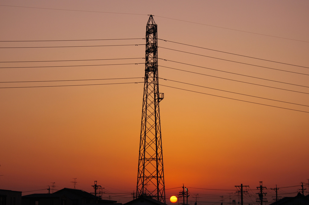 鉄塔と夕日