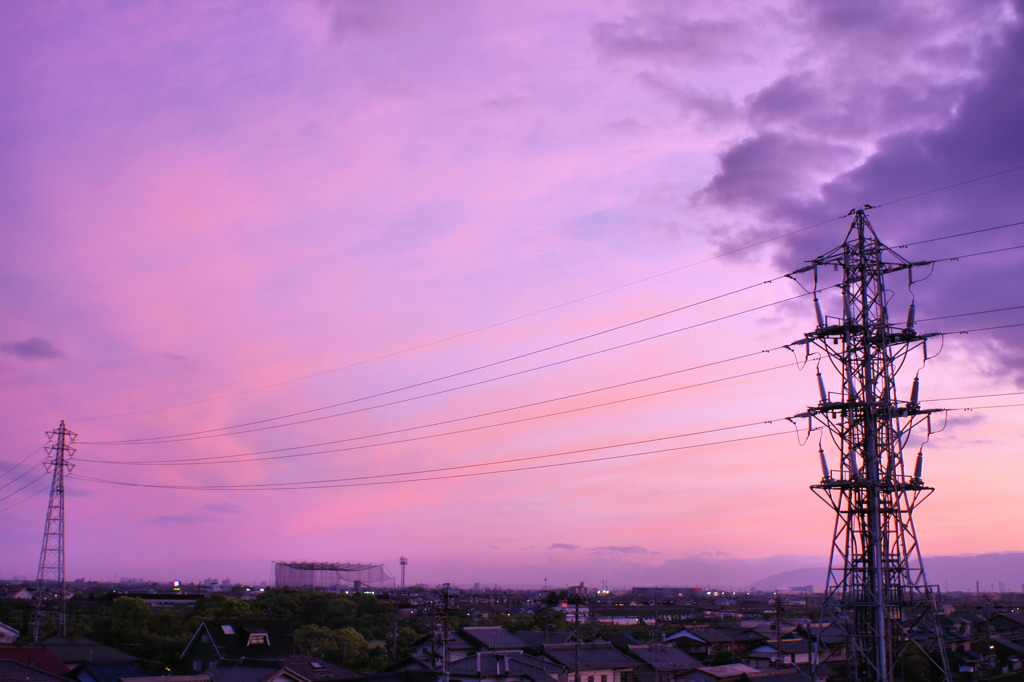 夕暮れの鉄塔