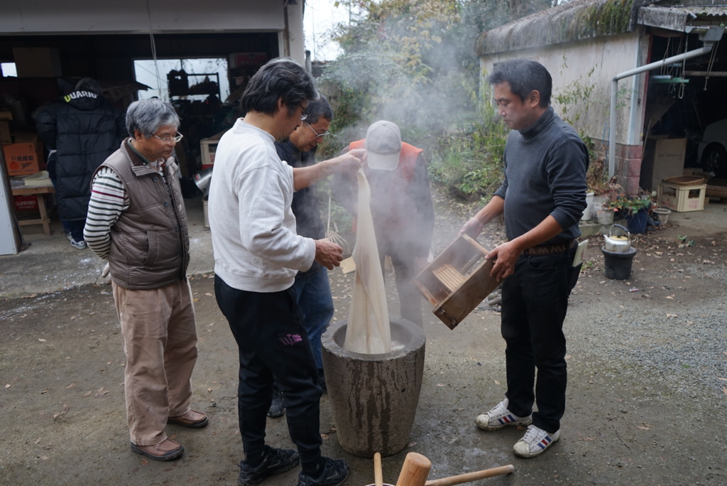 餅つき