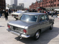 日産スカイライン (S50)