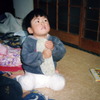 餅を抱いて離さない