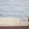 海の写真を撮る女を撮る俺(´･_･`)