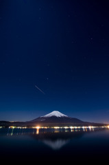 星空下の富士山・2010