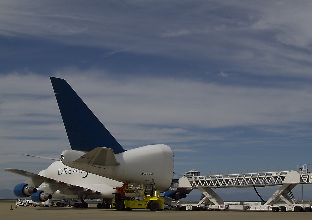ＤＲＥＡＭ　ＬＩＦＴＥＲ