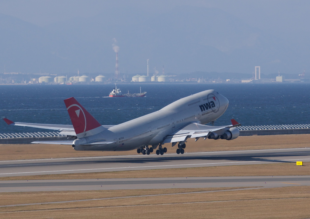 Ｂ７４７　テイク　オフ！