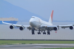 B747