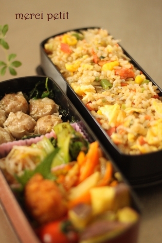シュウマイ☆チャーハン弁当　