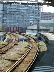 昼下がりの駅