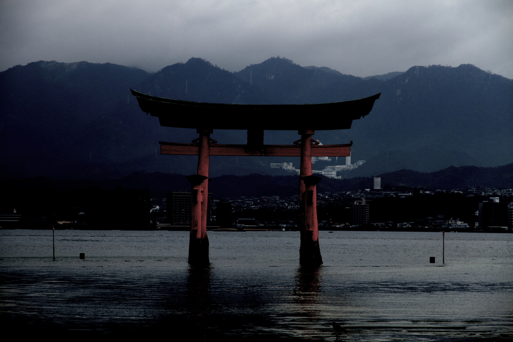厳島神社