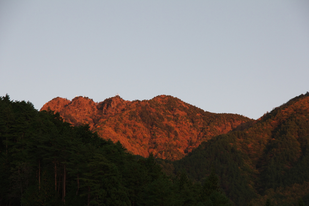 朝焼けの三ッ峠