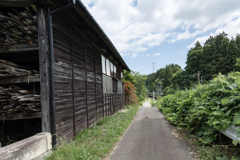 杭小屋とJR東北線
