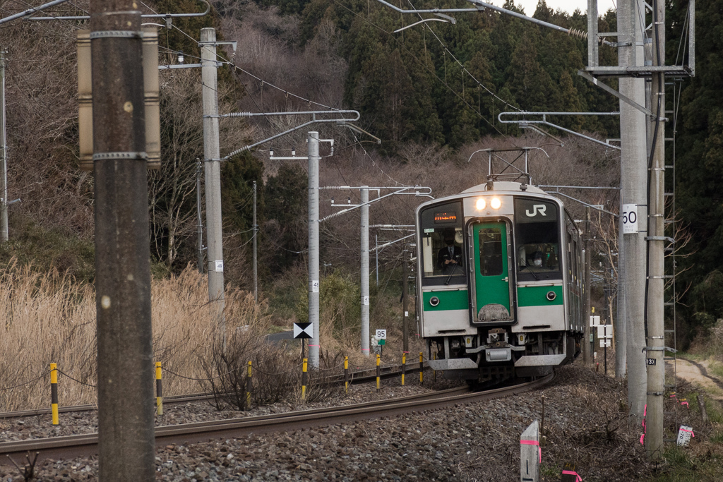 白黒マスクの二人