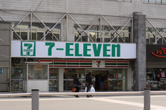 上海郊外のセブンイレブン