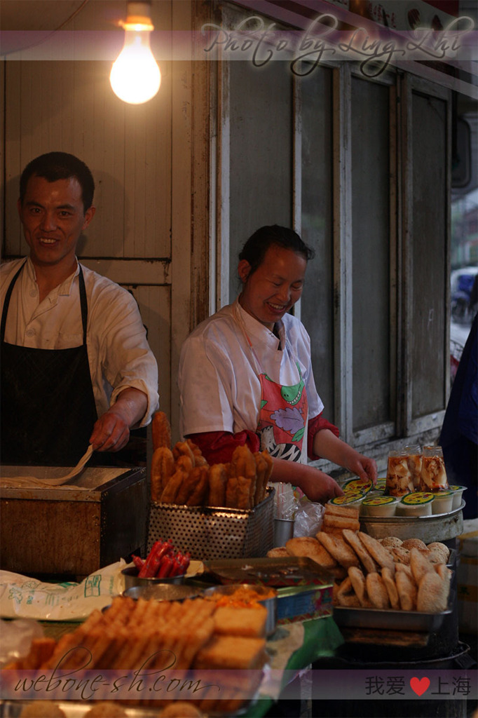 上海の小吃屋台。