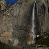 ヨセミテ滝と虹