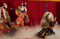 戦に敗れ・・・