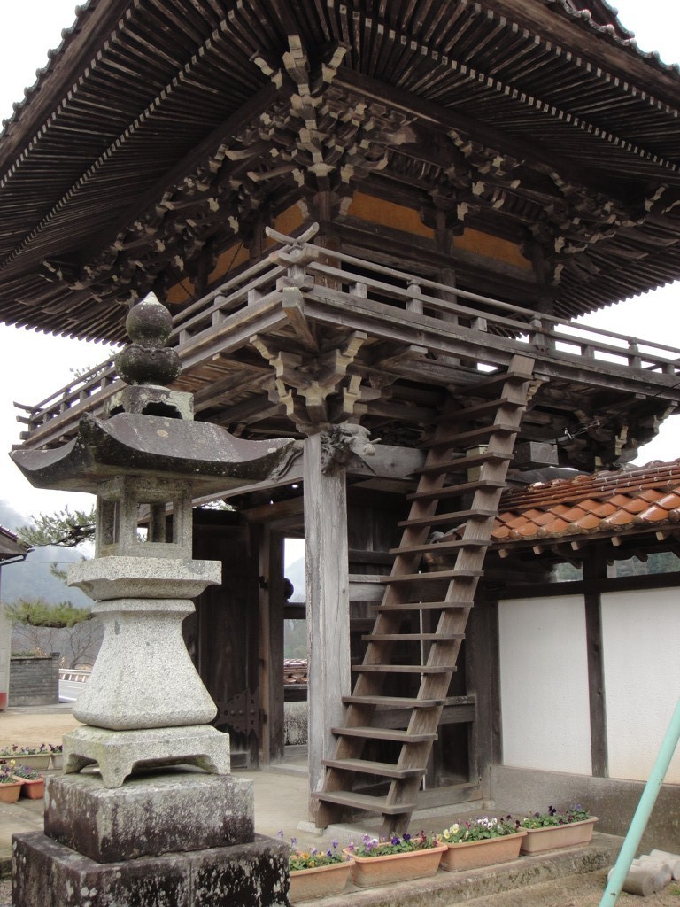 お寺の門